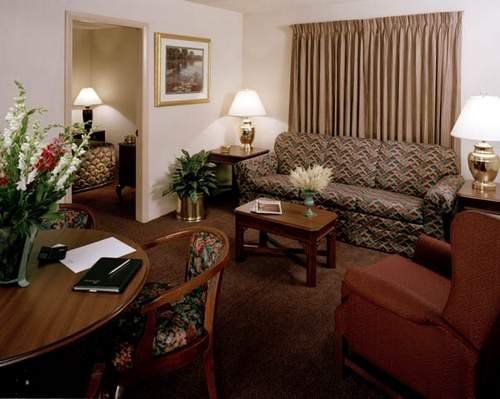 Congress Hotel & Suites Norcross Oda fotoğraf